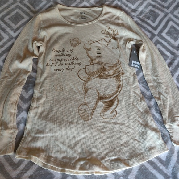 Disney's Winnie the Pooh Long Sleeve T-shirt - Picture 2 of 3